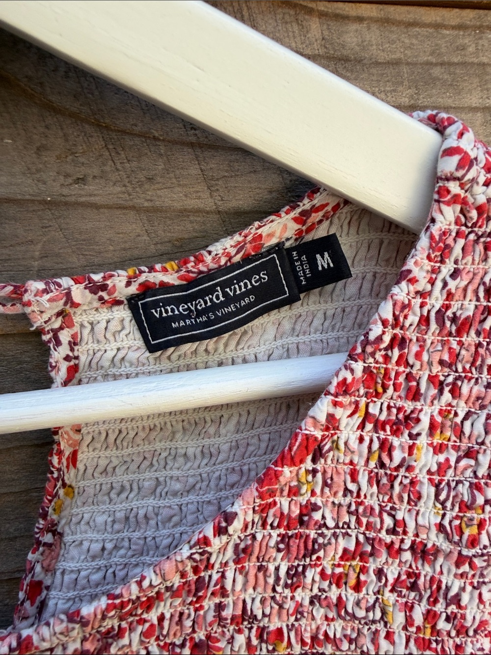 Vineyard Vines Red and White Floral Smocked Tank - Picture 6 of 7